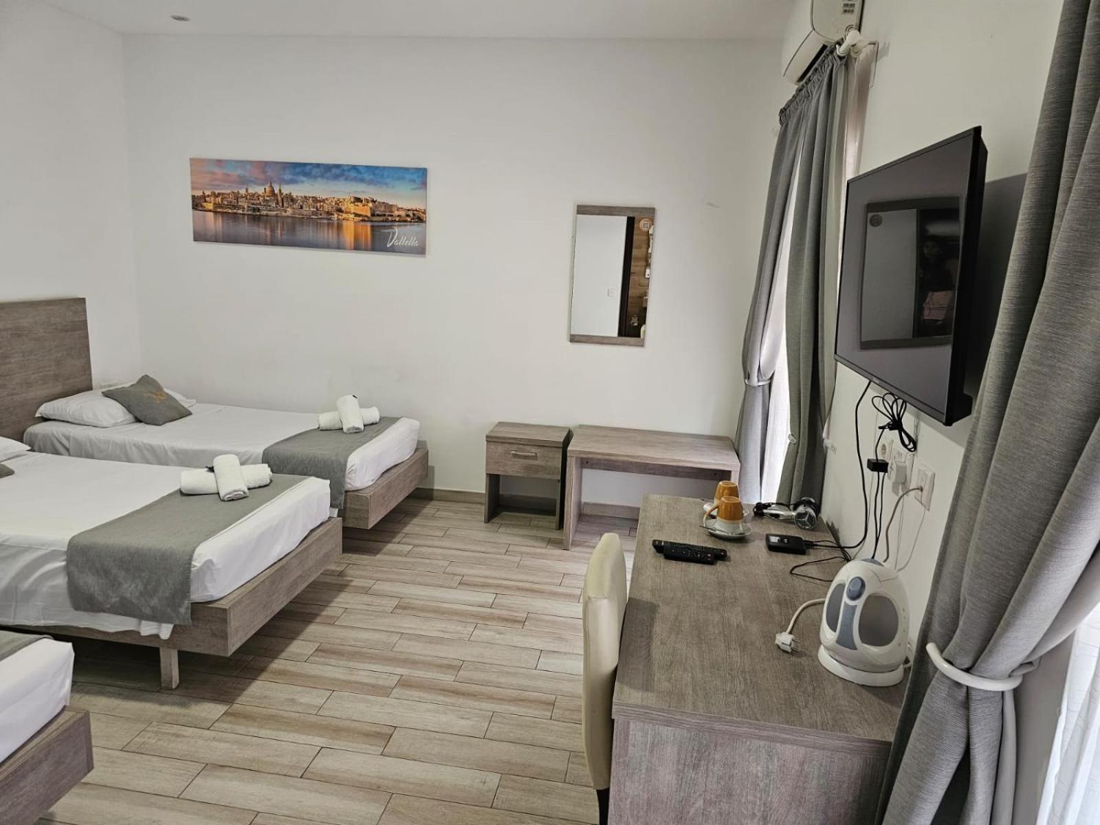 Napoli Suites Studios Aparthotel Saint Julian's エクステリア 写真