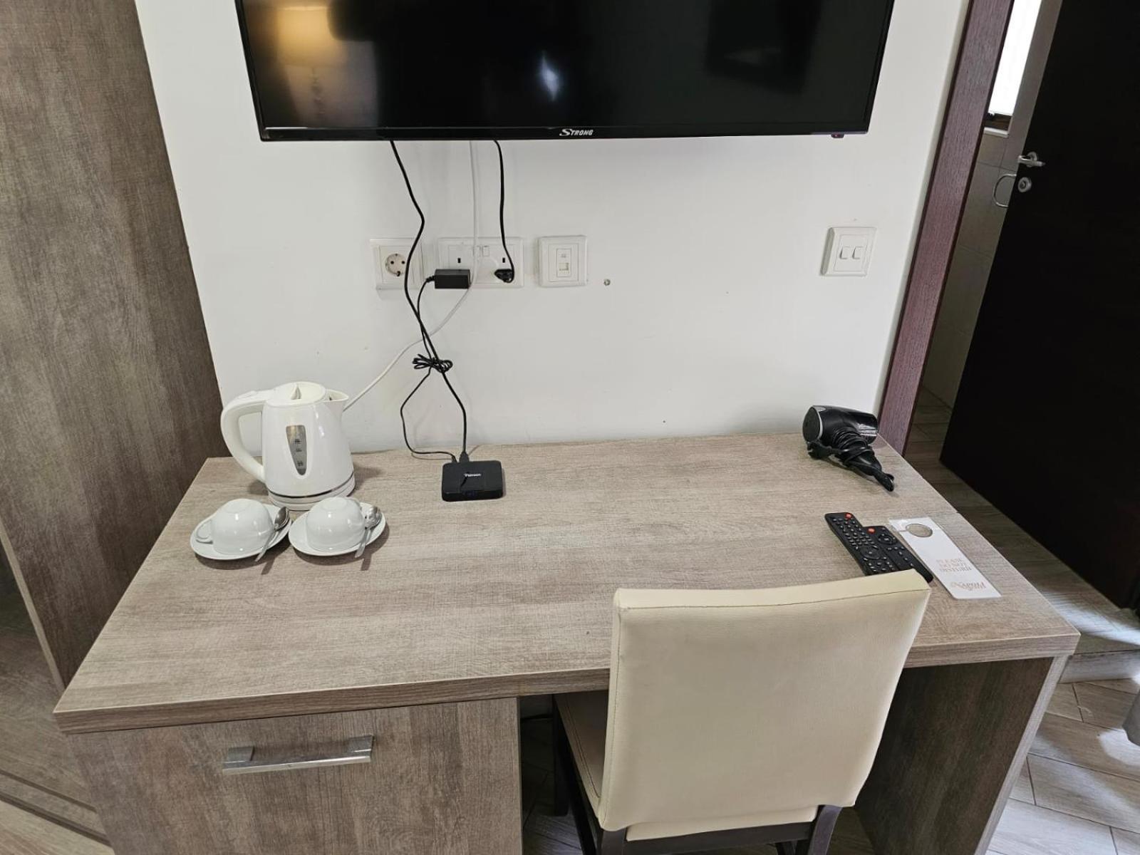 Napoli Suites Studios Aparthotel Saint Julian's エクステリア 写真