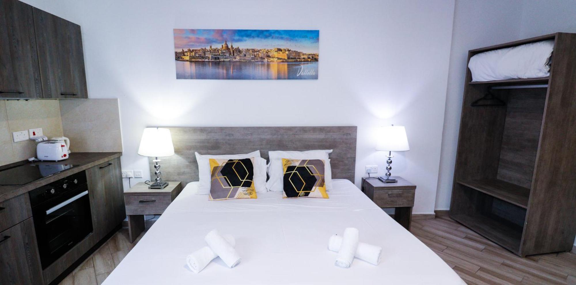 Napoli Suites Studios Aparthotel Saint Julian's エクステリア 写真