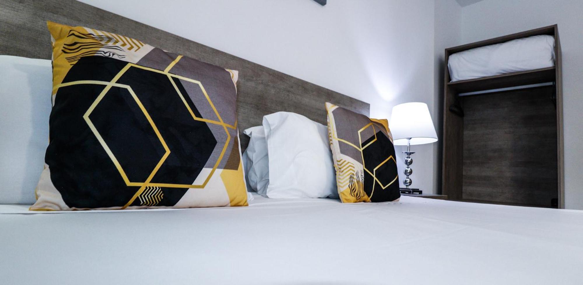 Napoli Suites Studios Aparthotel Saint Julian's エクステリア 写真