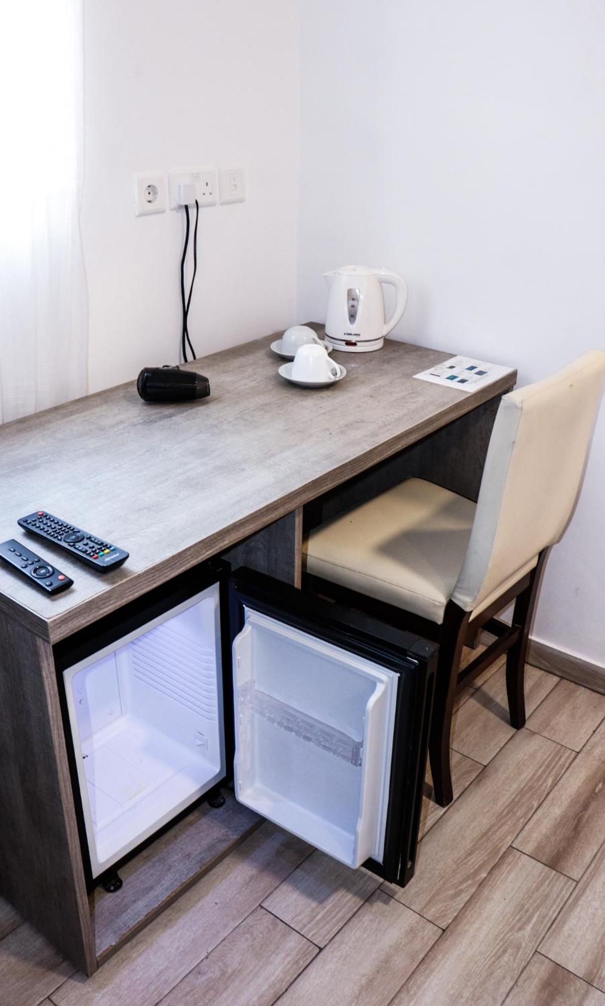 Napoli Suites Studios Aparthotel Saint Julian's エクステリア 写真