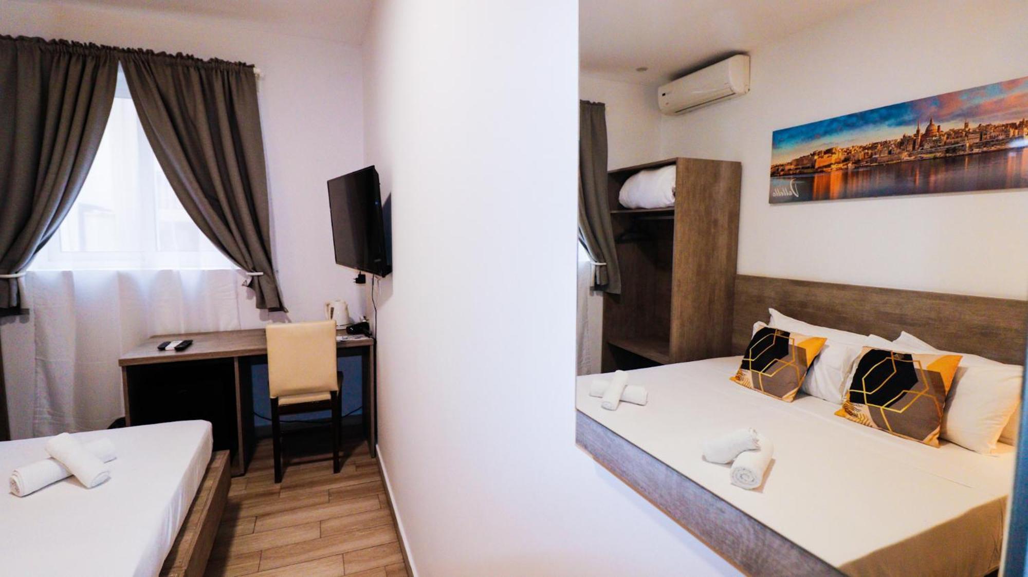 Napoli Suites Studios Aparthotel Saint Julian's エクステリア 写真