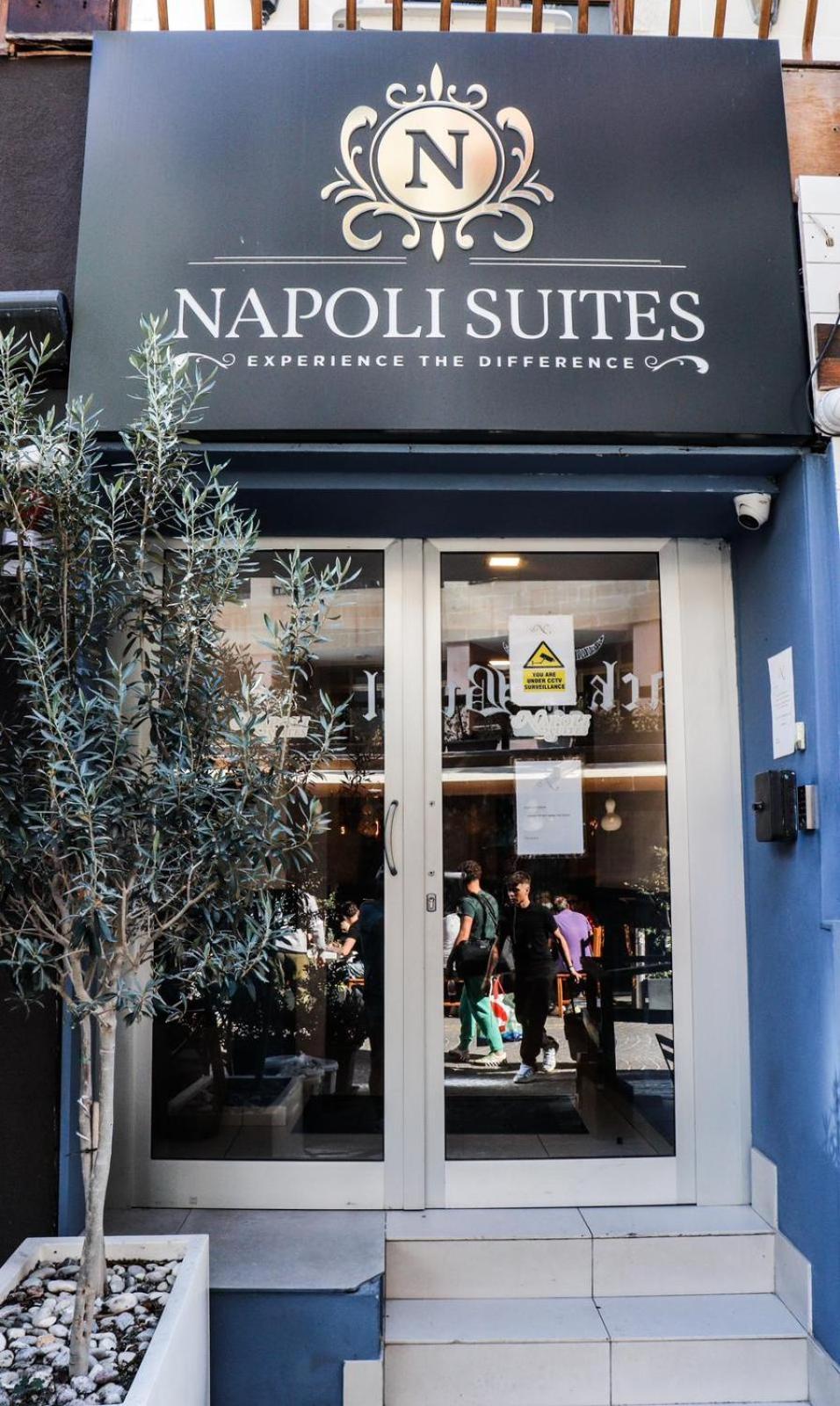 Napoli Suites Studios Aparthotel Saint Julian's エクステリア 写真